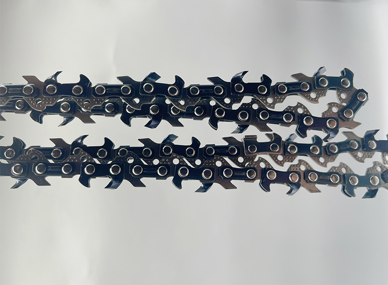 Self grinding chain of electric saw